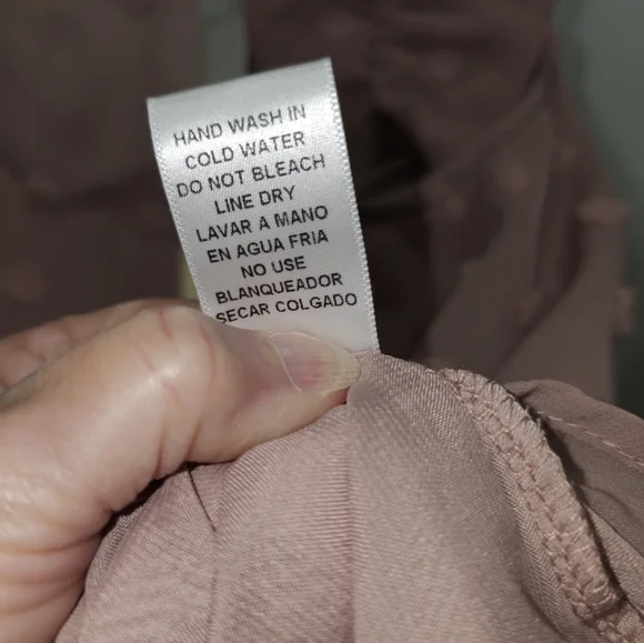 entro, Women's Size Small Elegant Pink Sleeveless Top with Ruffle Details, NWT - Picture 9 of 12